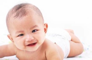 perkembangan bayi 3 bulan